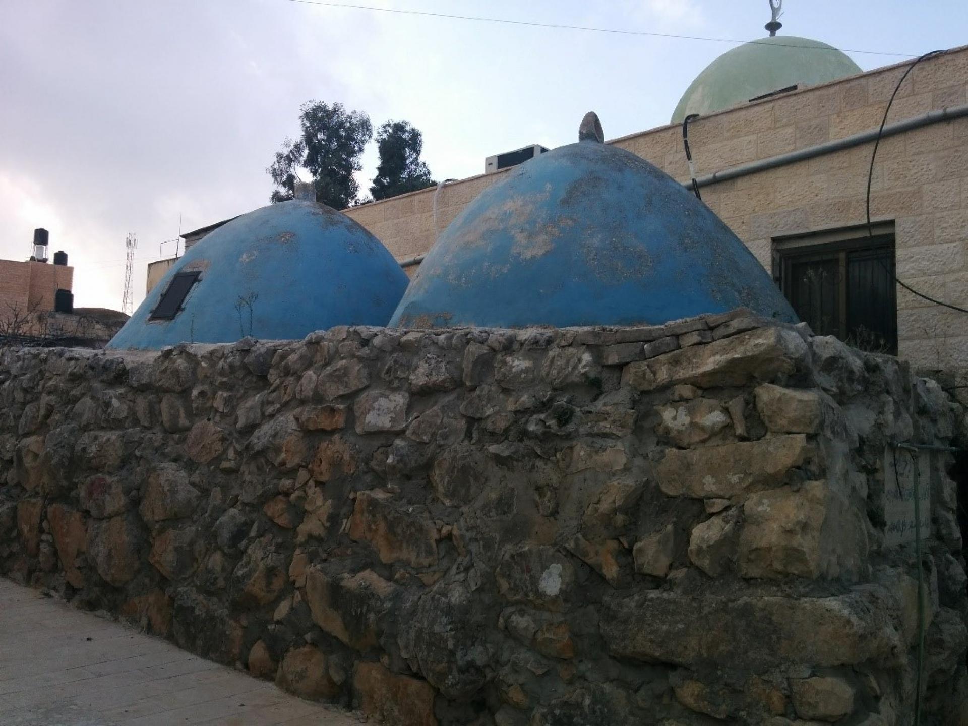A double maqam in memory of brothers Sa’ad and Sa’id of jinsafut village. Active and well-groomed.