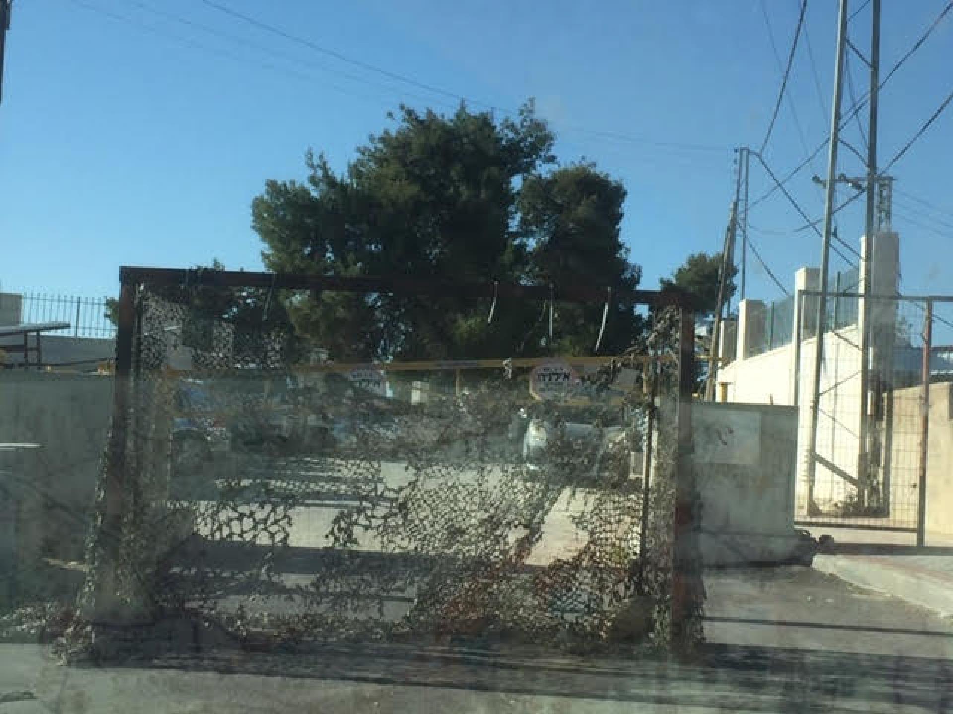 goalpost for soccer which the settlers places on the area in front of the House of Contention. This causes problems for the Palestinian traffic