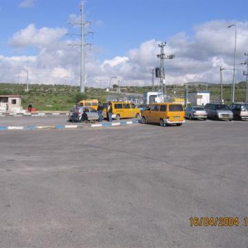 Za'tara/Tapuach checkpoint 16.04.09