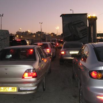 Qalandiya checkpoint 13.12.09