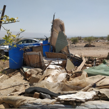 בקעת הירדן: מאהל המגורים מרוסק בעזרת  D9 צבאי