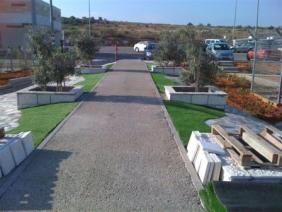 גינון במחסום נבי אליאס