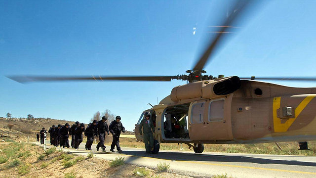 110 לוחמים, בהן חמש לוחמות (צילום: אדר דוברות מחוז דרום) 110 לוחמים, בהן חמש לוחמות (צילום: אדר דוברות מחוז דרום)