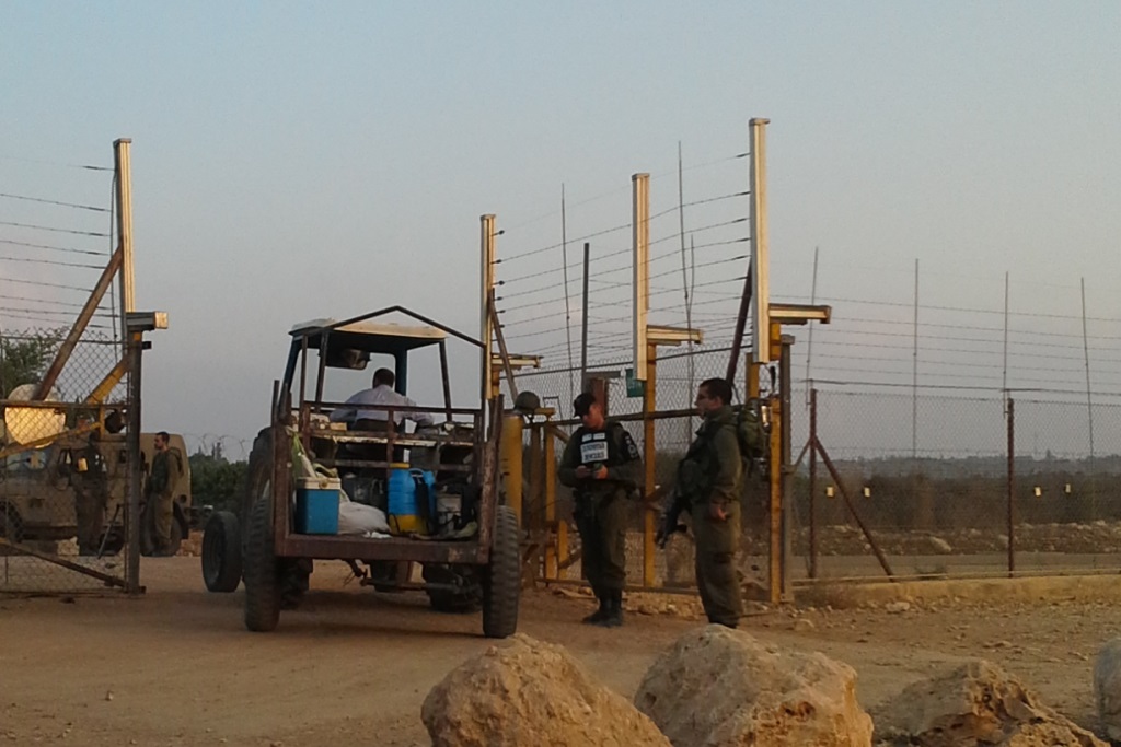 Falamya  15-8-16 072 new security measures.....jpg