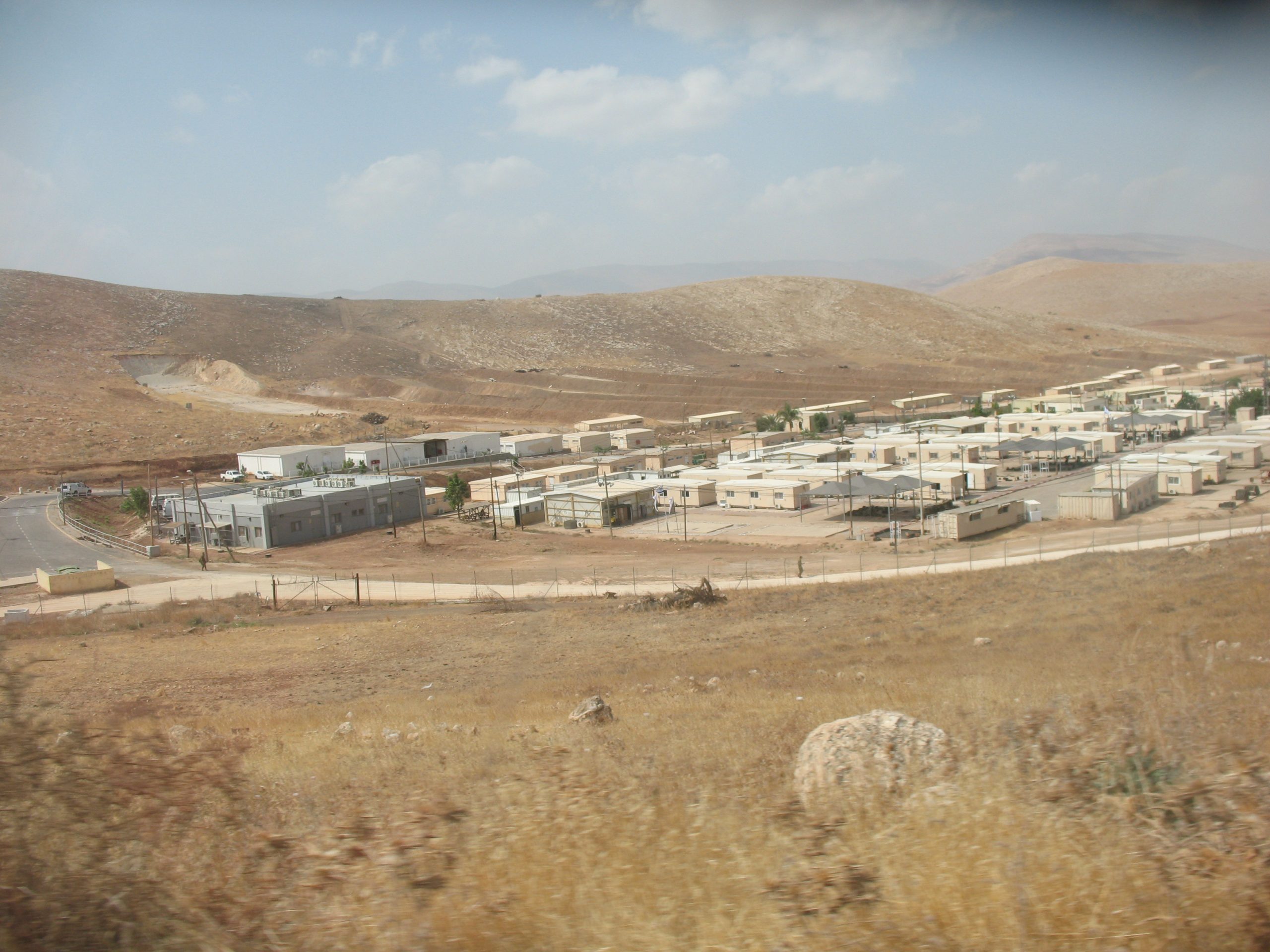 22.09.16. מראות שנגלים בעת העלייה להתנחלות חמדת (1).JPG