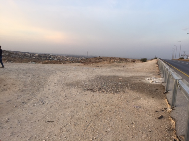 הירידה לאבו וורדה מכביש 55 החסומה 20.11.16.JPG