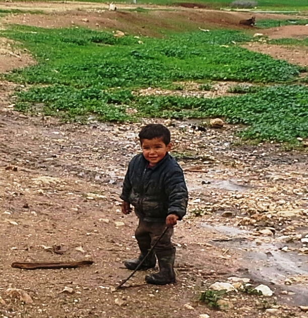 mud is wonderful to play in.. febr.17 059.jpg