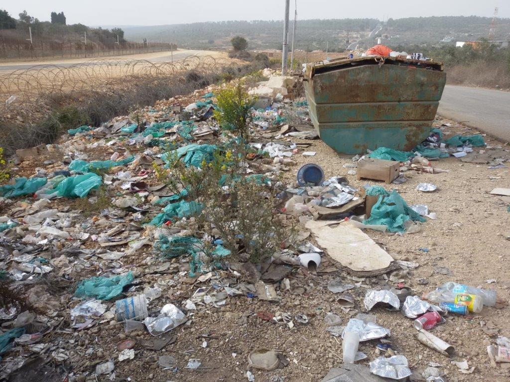 זבל במחסום טורה-שקד