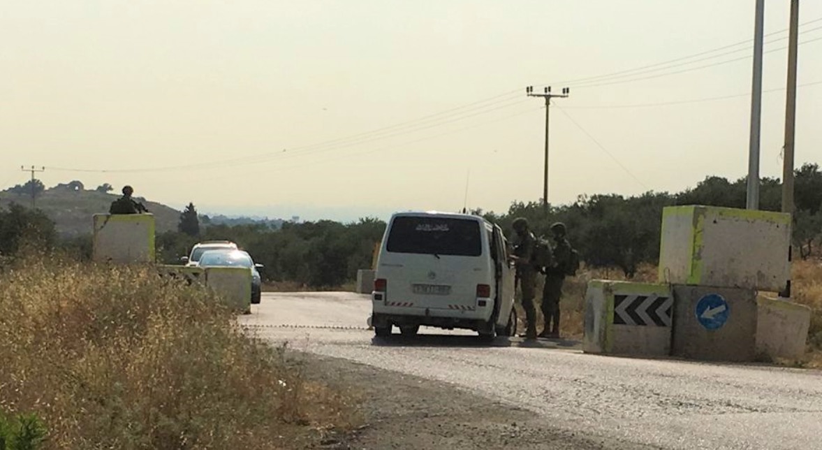 בידוק נדיר במחסום חרמש