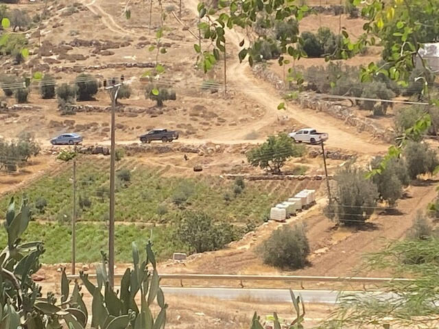 דרום הר חברון - דרך העפר שרכבים משתמשים, כדי לעקוף את המחסום בכניסה לסמוע ולהימנע מסיבוב ארוך