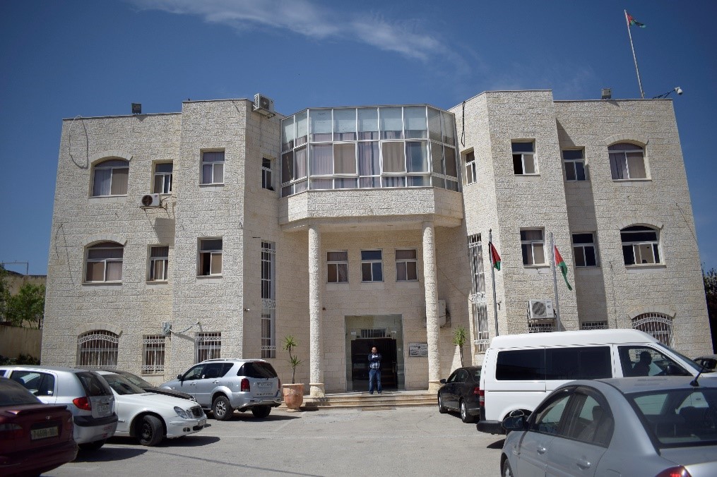 בניין מושל סלפית.jpg