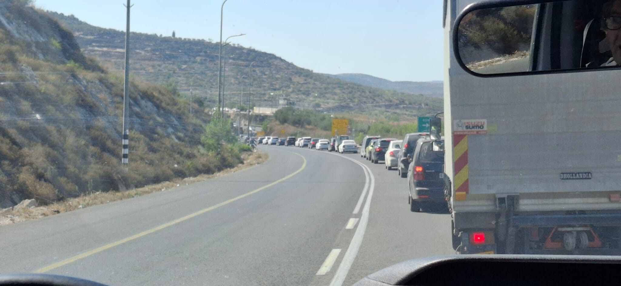 כביש יצהר צומת ג'ית: פקק תנועה