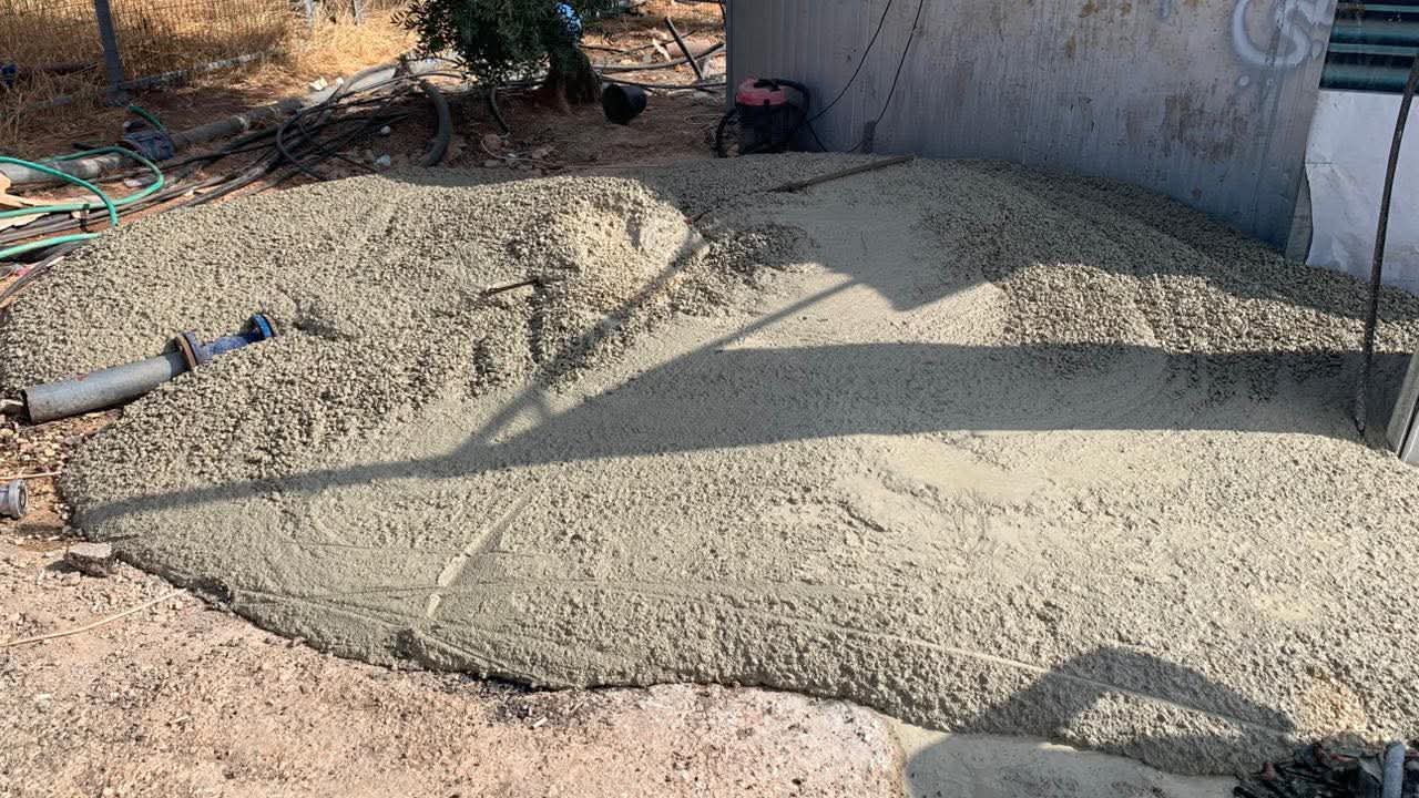 Beit Furik: The wells were sealed with concrete