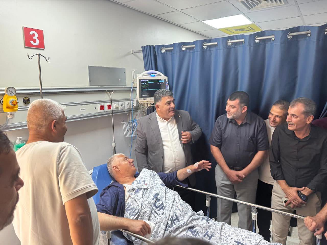 ביתא: ראש העירייה מחמוד ברהם אבו סנד בבית החולים