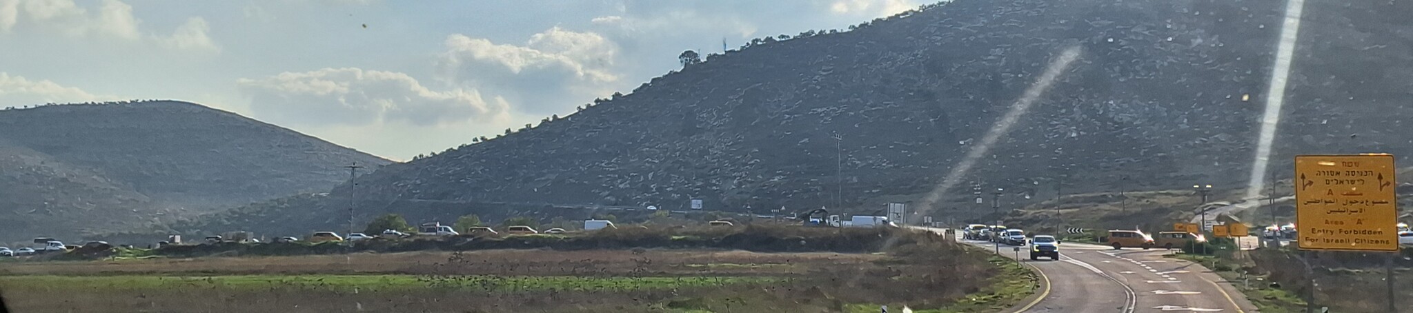 Beit Furik: The traffic jam to Nablus - view from the east