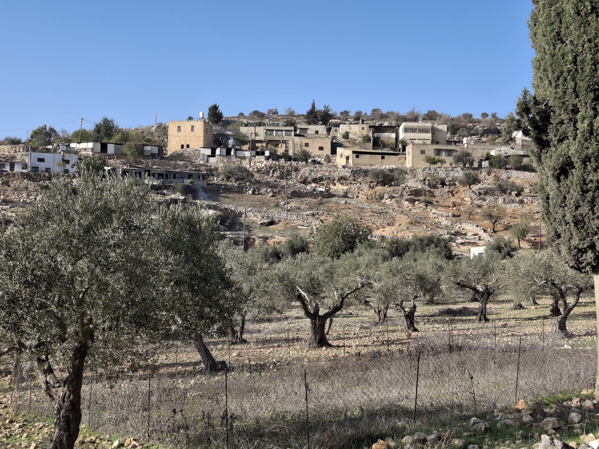 Yanun. A few houses of residents who remained