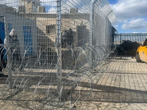 מת"ק עציון: תלתלית תיל חדשה בנוסף לגדר התיל קיימת 12.01.2026 צילום נתניה ג'