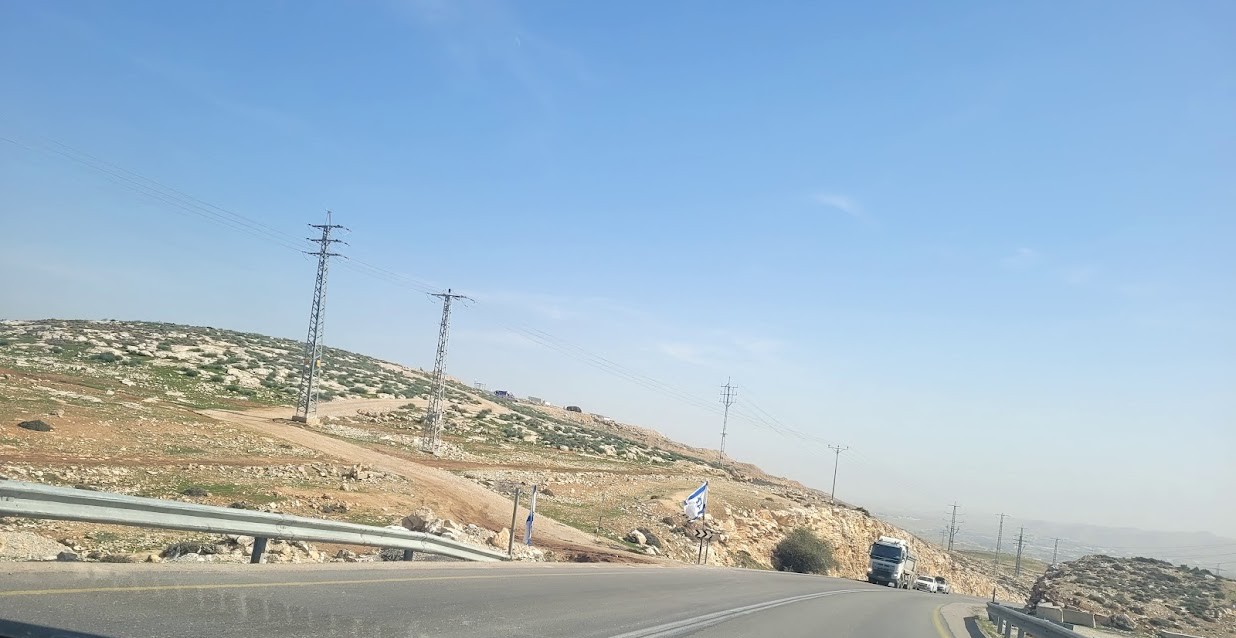 ענאתא: מאחז חדש קם דרומה לצומת