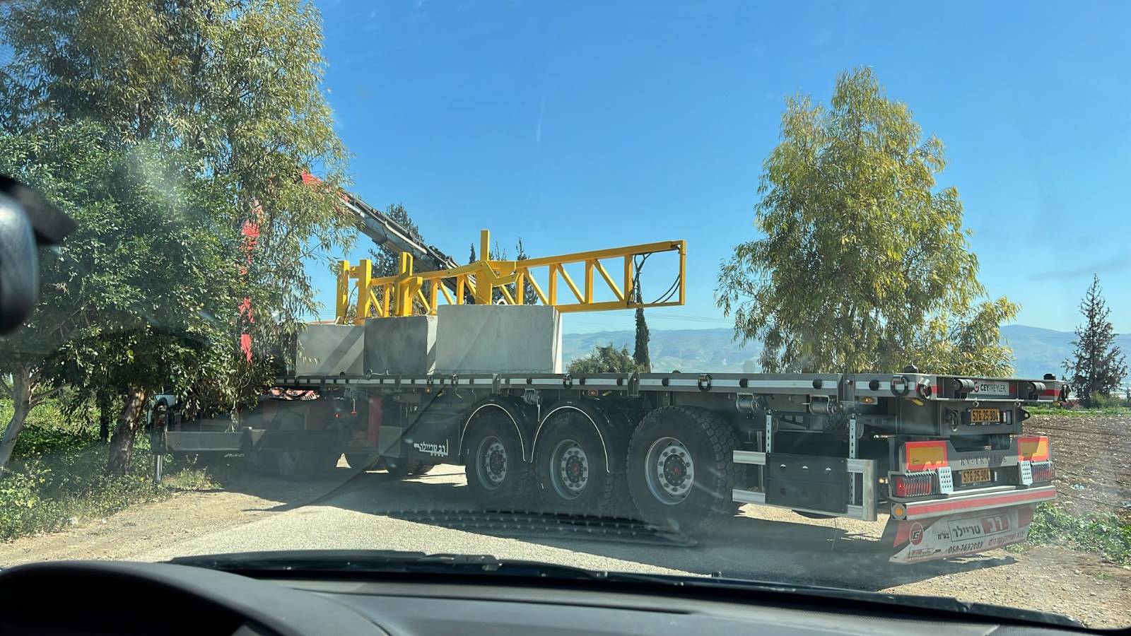 Bardala: New gate photographed by Victor, from activists in the northern Jordan Valley