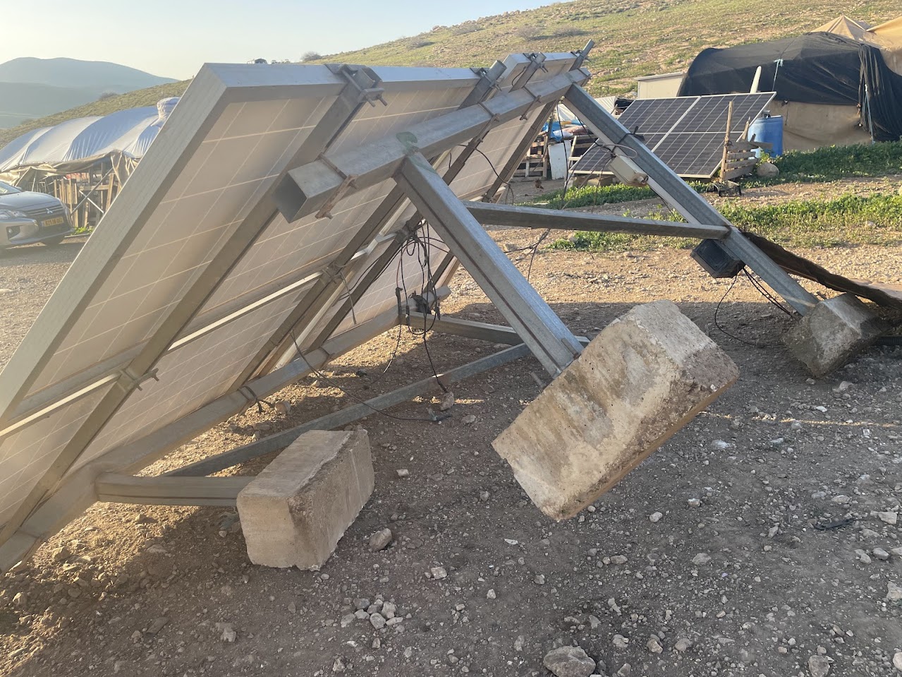 Samara: Solar panel from the rear