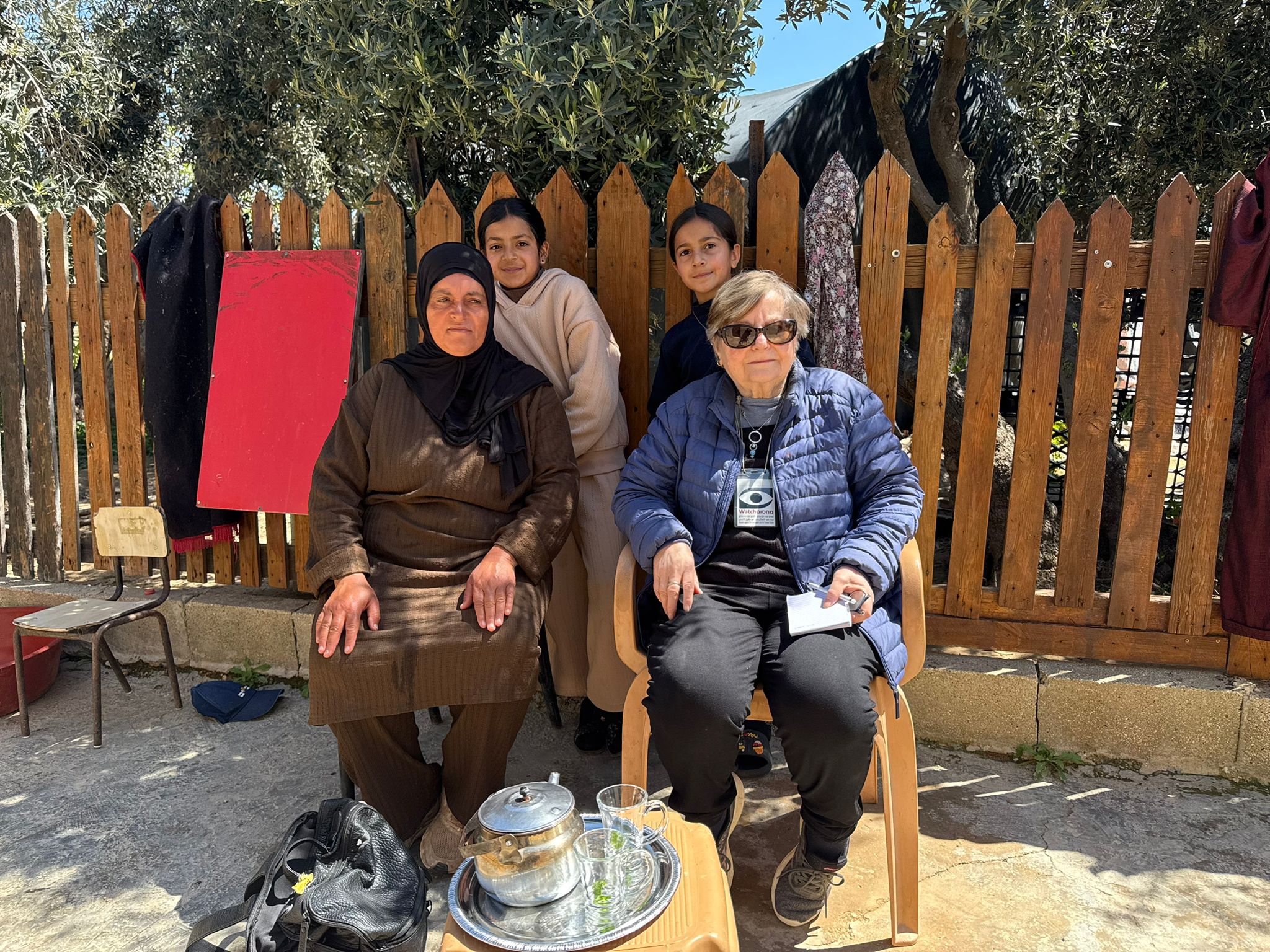 סוסיא - אצל אחמד וחלימה, עם הבנות 