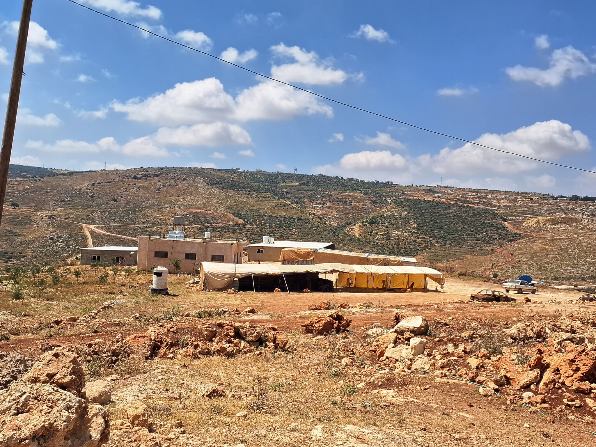 מבט אל המתחם של הבדואים בפאתי לובאן א-שרקיה