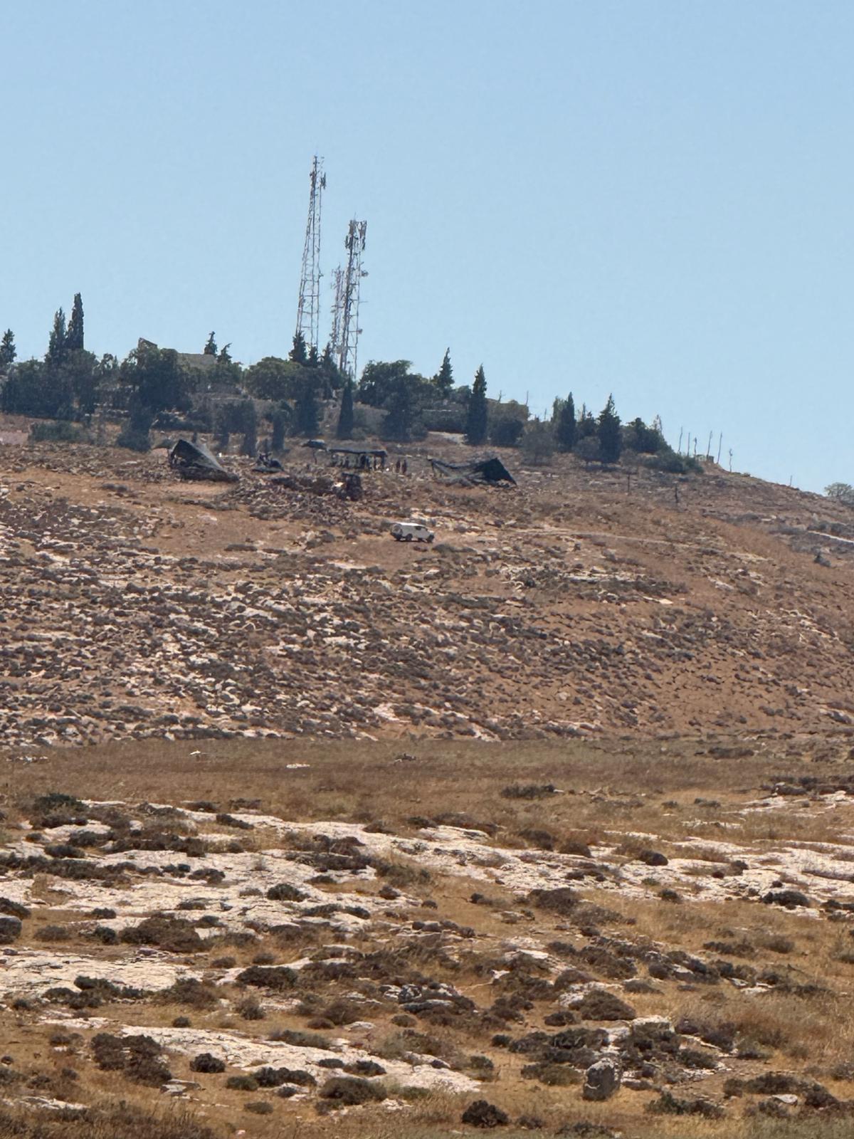 The new outpost being established by Mordechai Zechariah with other settlers, near the settlement of Beit Yatir