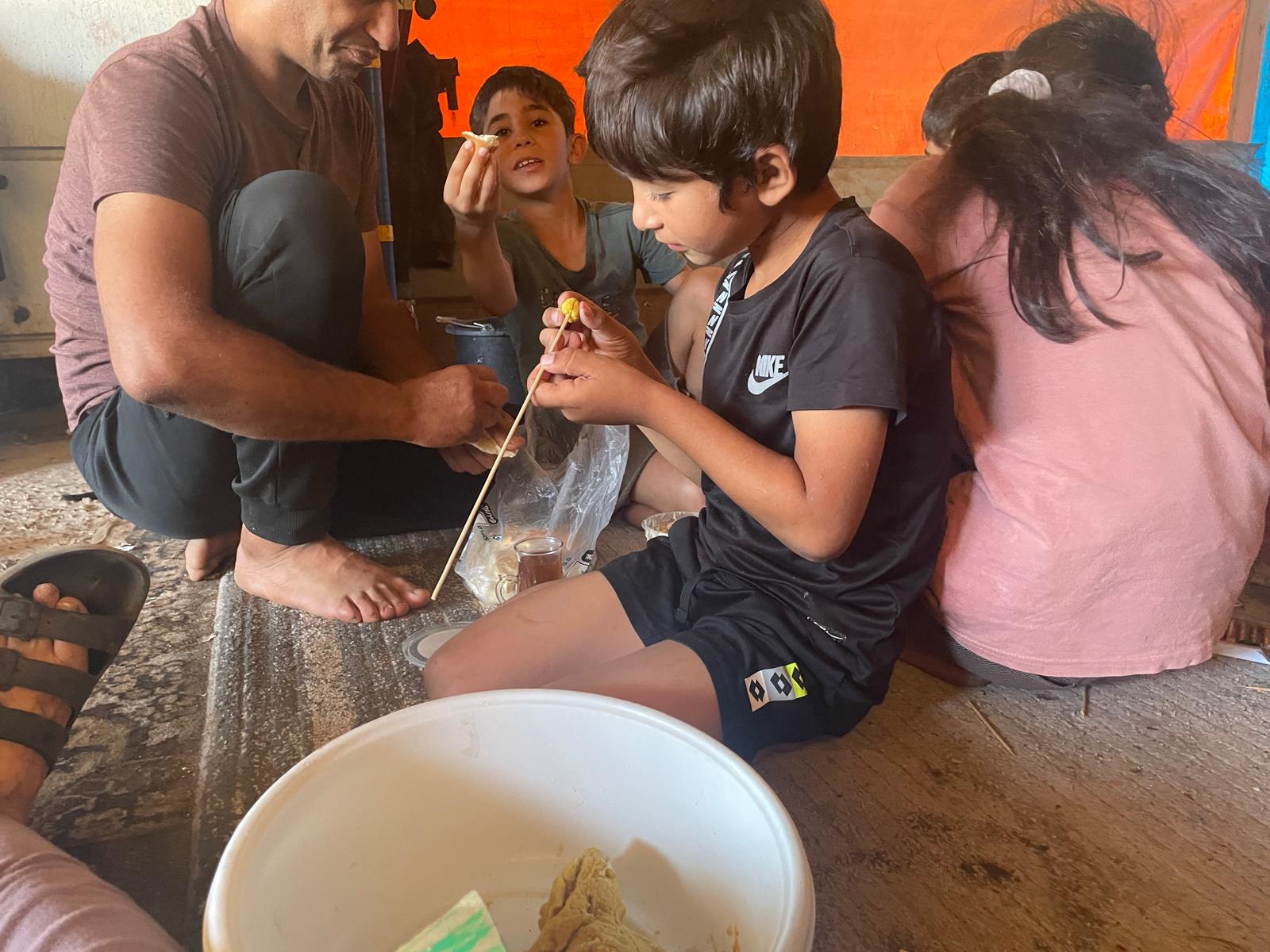 Makhul: Activity with Rima's Children